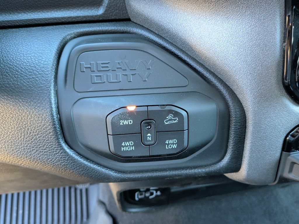 New 2026 RAM 2500 Warlock AWD/4WD image 24