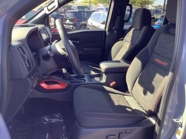 Used 2025 Nissan Frontier PRO-4X AWD/4WD image 8