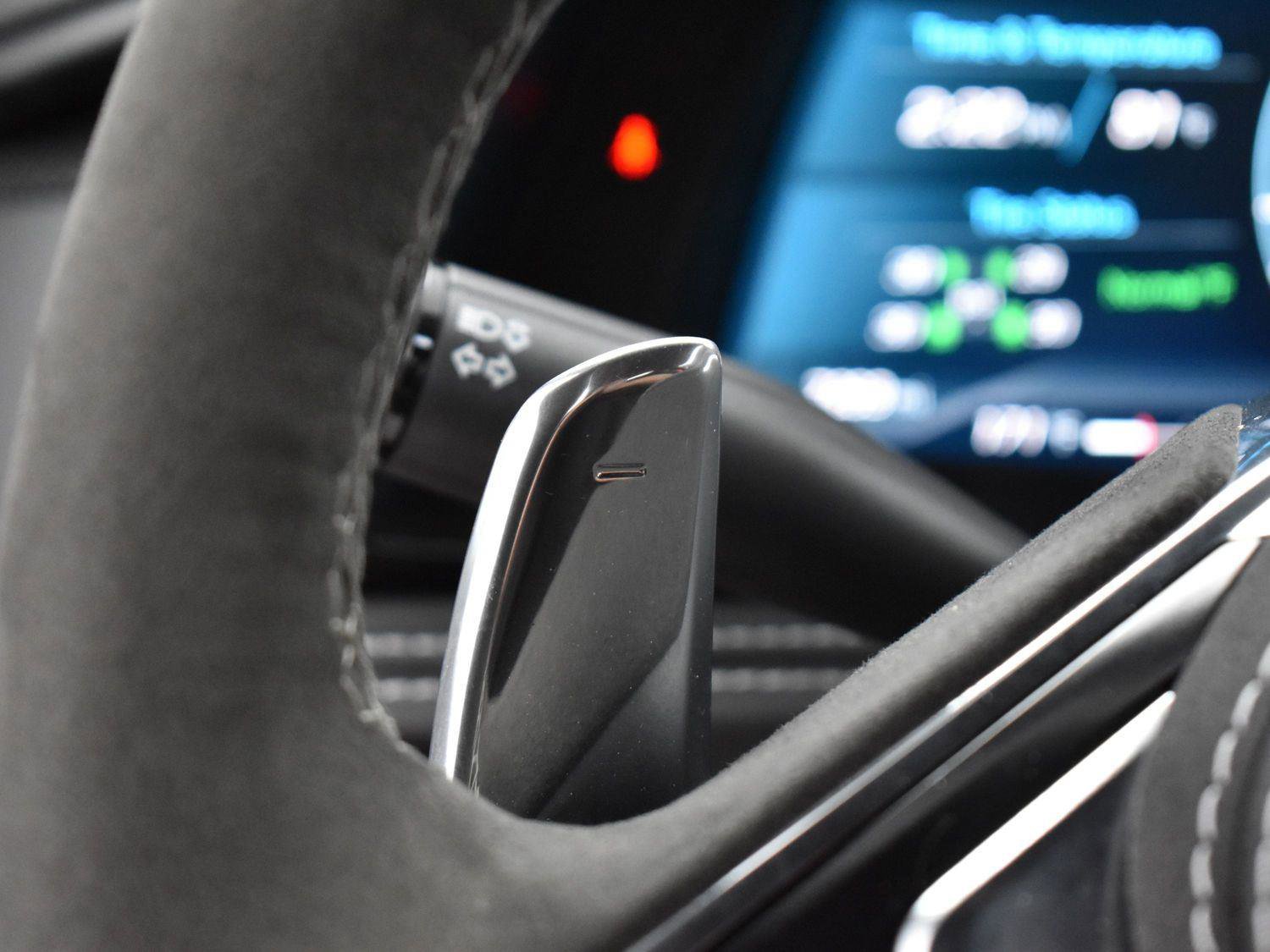 Used 2024 Chevrolet Corvette Stingray Premium Conv w/ Z51 Performance Package RWD image 22