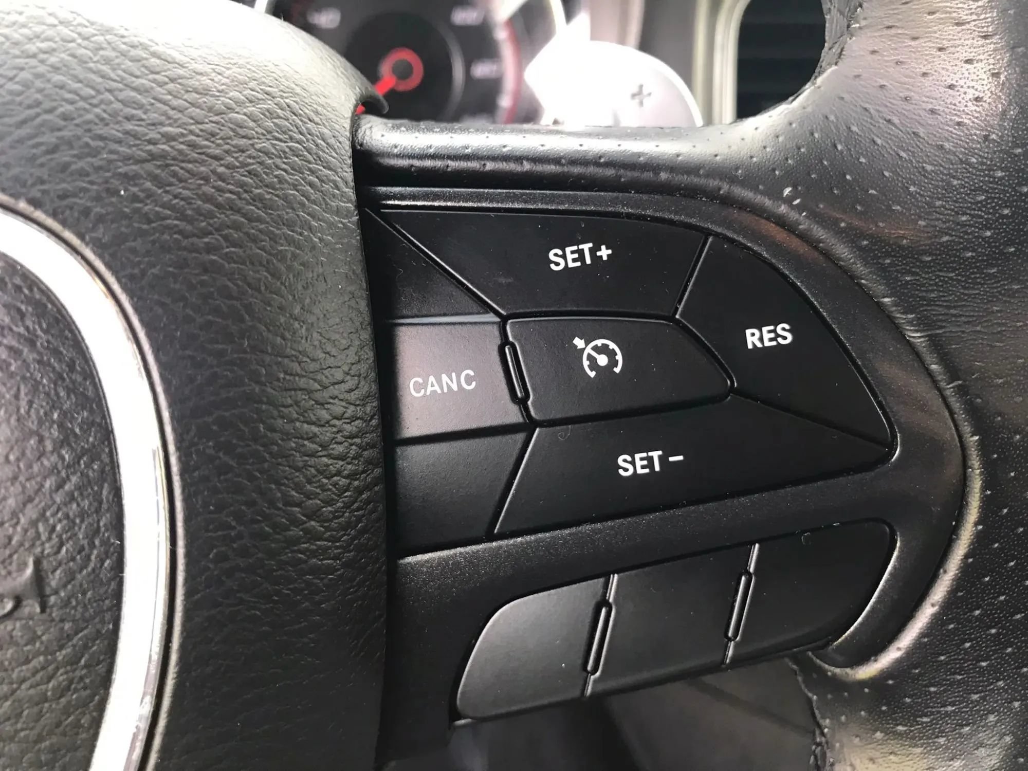 Used 2019 Dodge Charger SXT AWD/4WD image 18