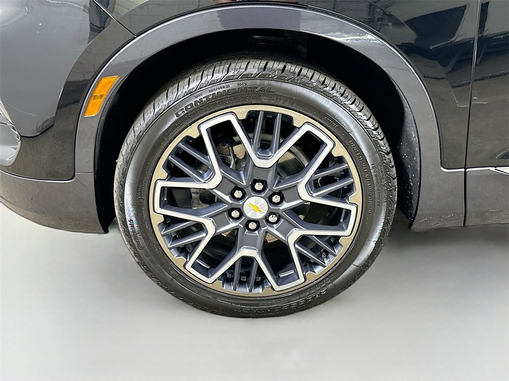 Used 2024 Chevrolet Blazer Premier w/ Driver Confidence II Package image 8