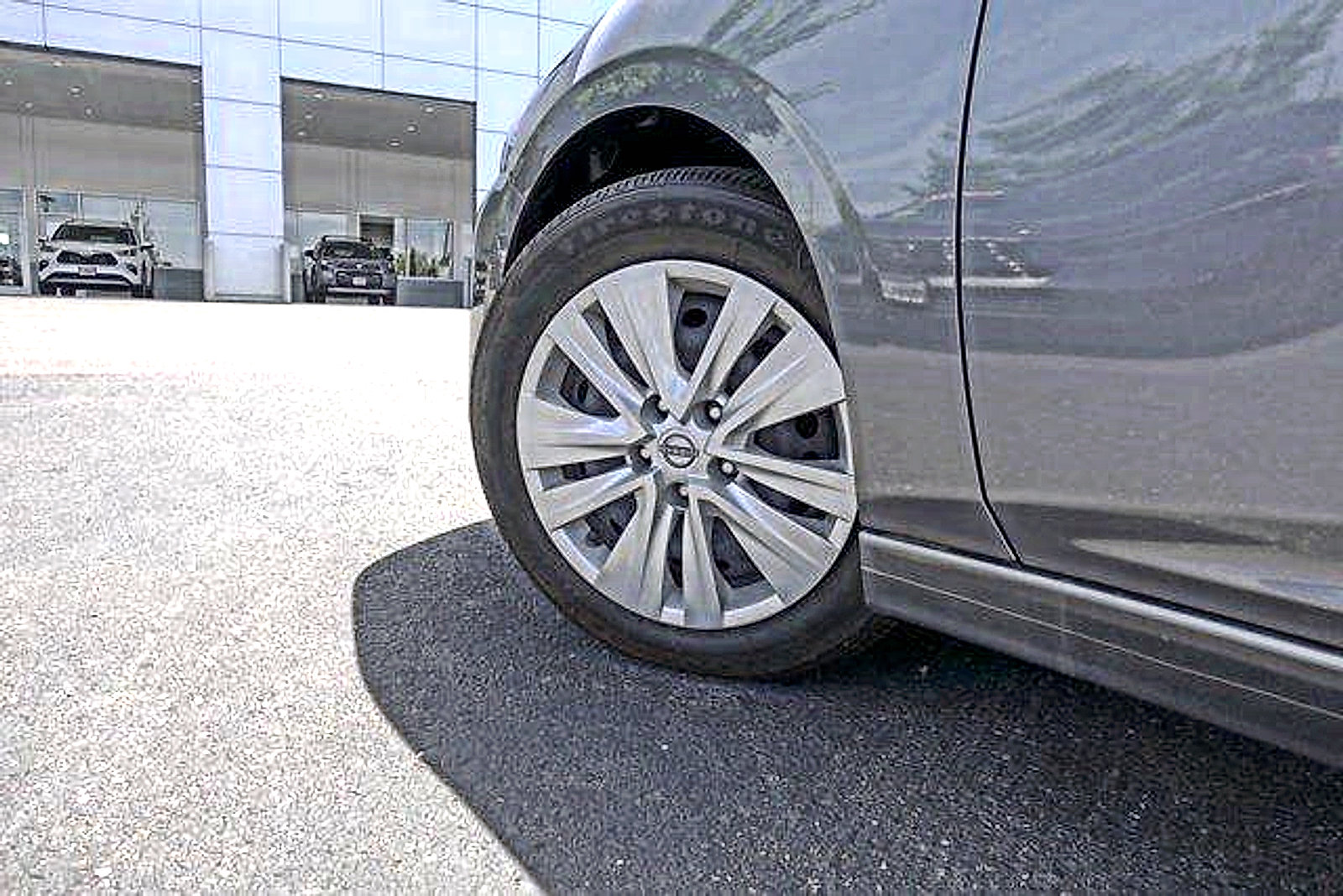 Used 2024 Nissan Sentra S FWD image 8