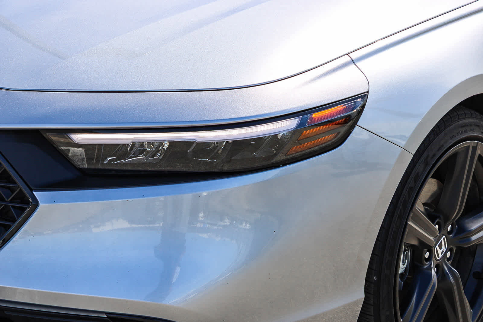 Certified 2024 Honda Accord Sport image 9