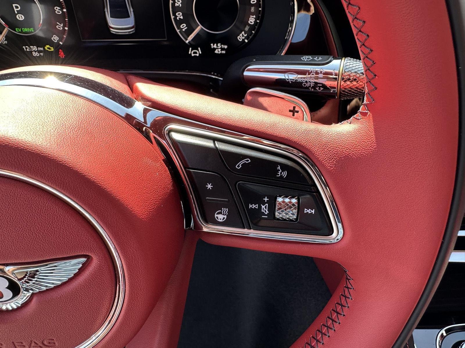 New 2026 Bentley Flying Spur Plug-In Hybrid AWD/4WD image 32