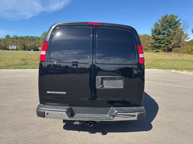 New 2025 Chevrolet Express 2500 w/ Driver Convenience Package RWD image 4