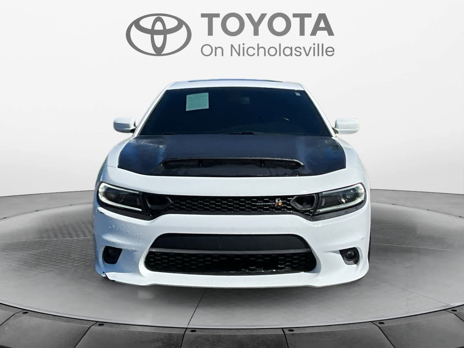 Used 2022 Dodge Charger Scat Pack w/ Plus Group RWD image 9