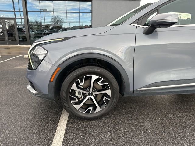 Used 2023 Kia Sportage EX image 15