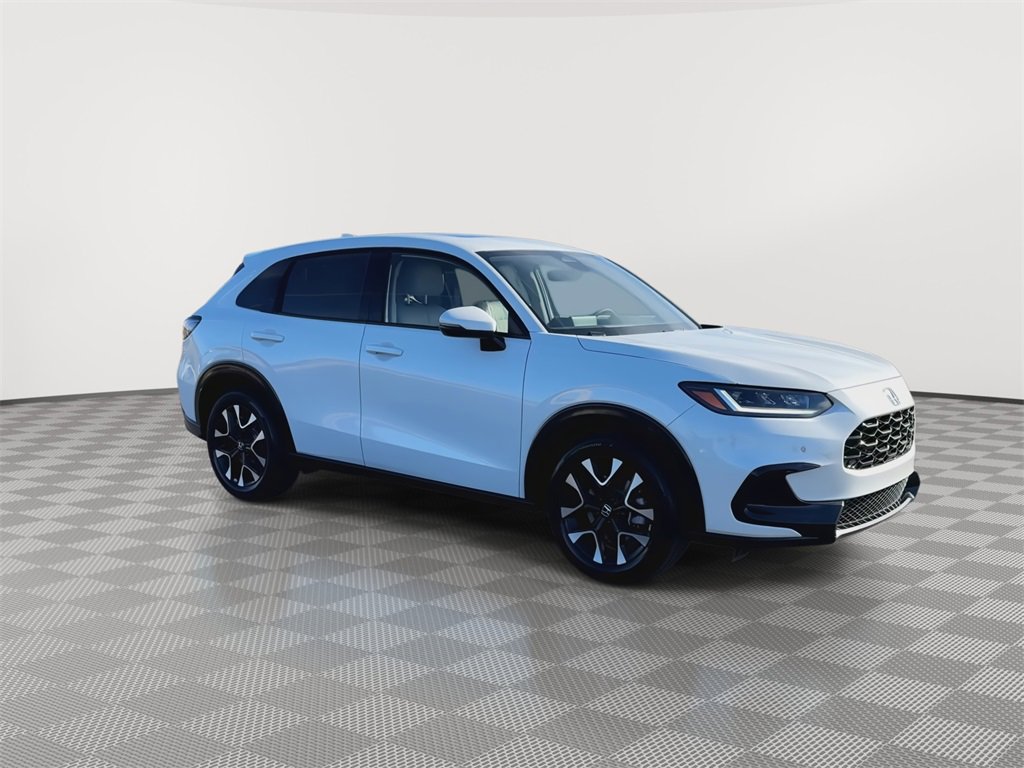 Used 2026 Honda HR-V EX-L image 2