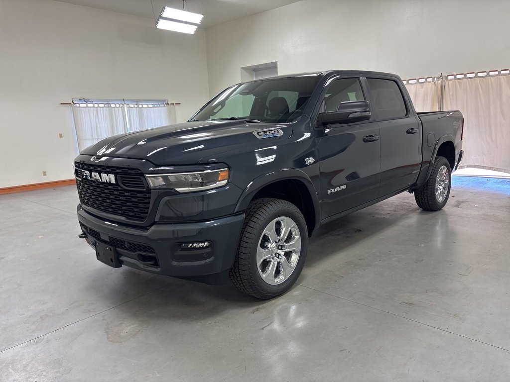 New 2026 RAM 1500 4x4 Crew Cab image 4