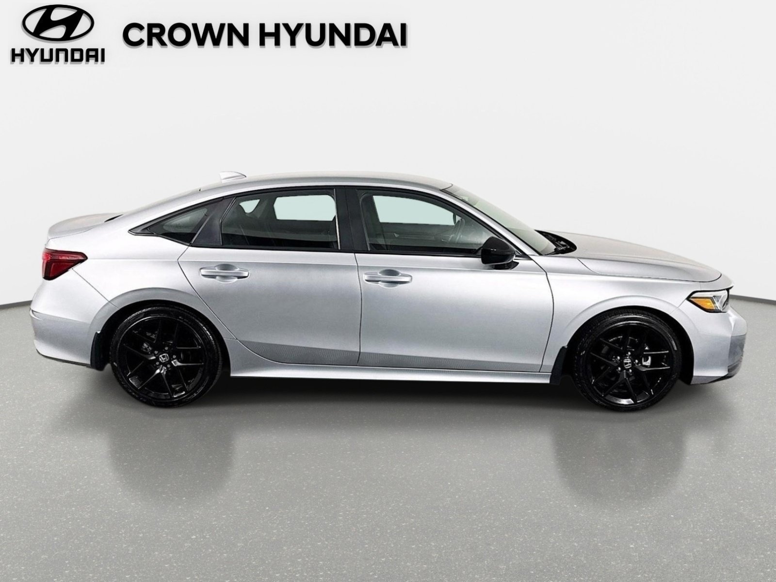 Used 2025 Honda Civic Sport image 5