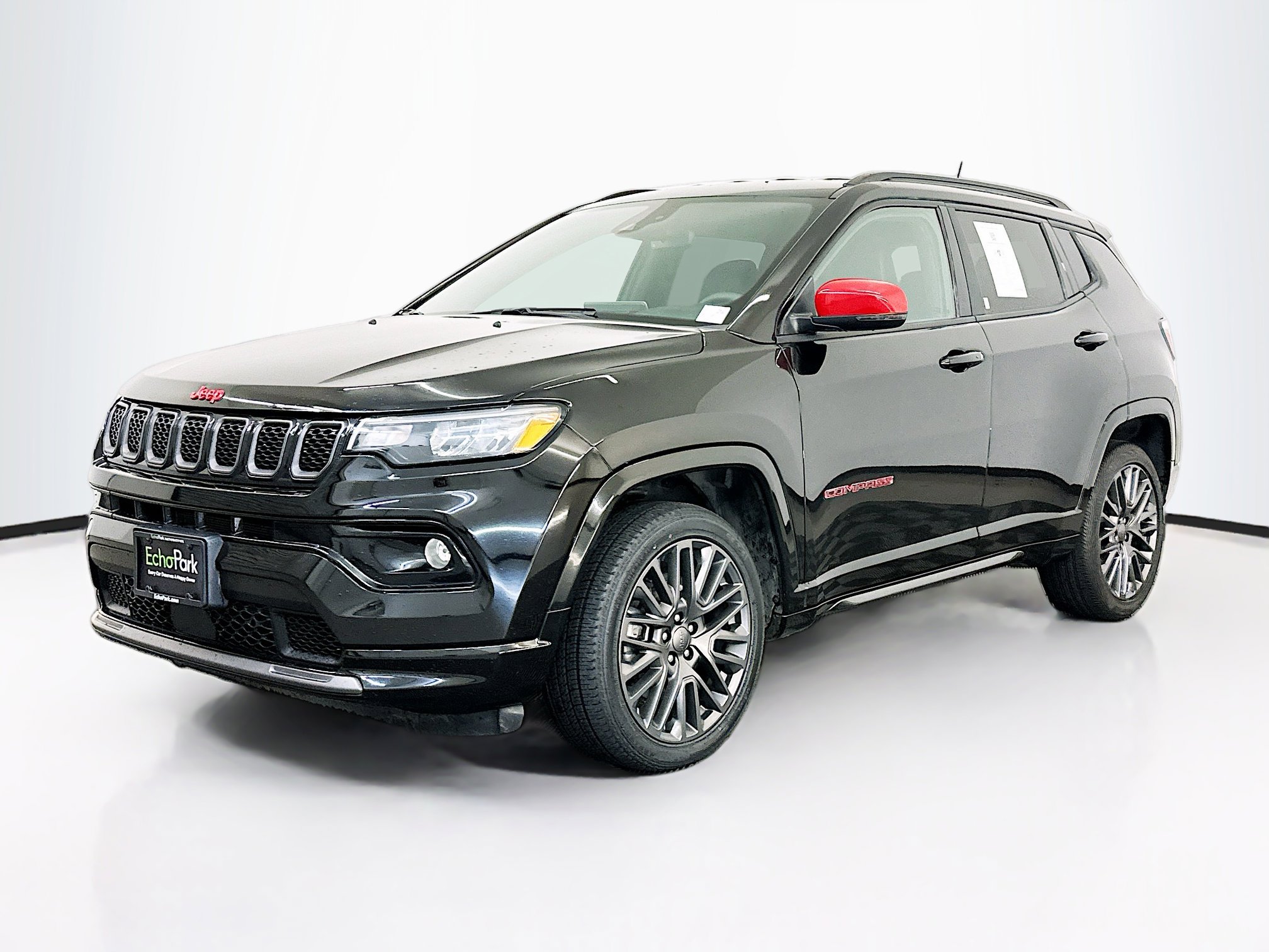 Used 2023 Jeep Compass Limited image 3