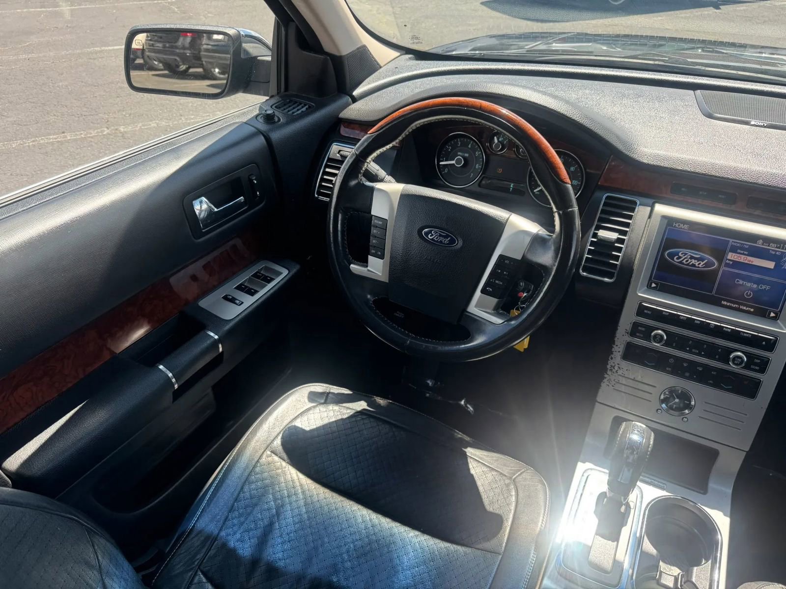 Used 2011 Ford Flex Limited FWD image 30