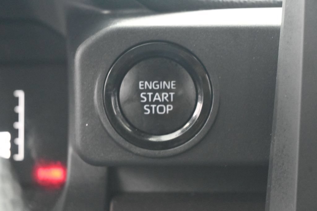 Used 2025 Toyota Tacoma SR5 RWD image 26