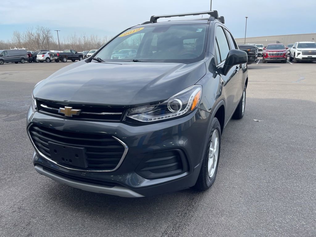 Used 2019 Chevrolet Trax LT w/ Driver Confidence Package image 3