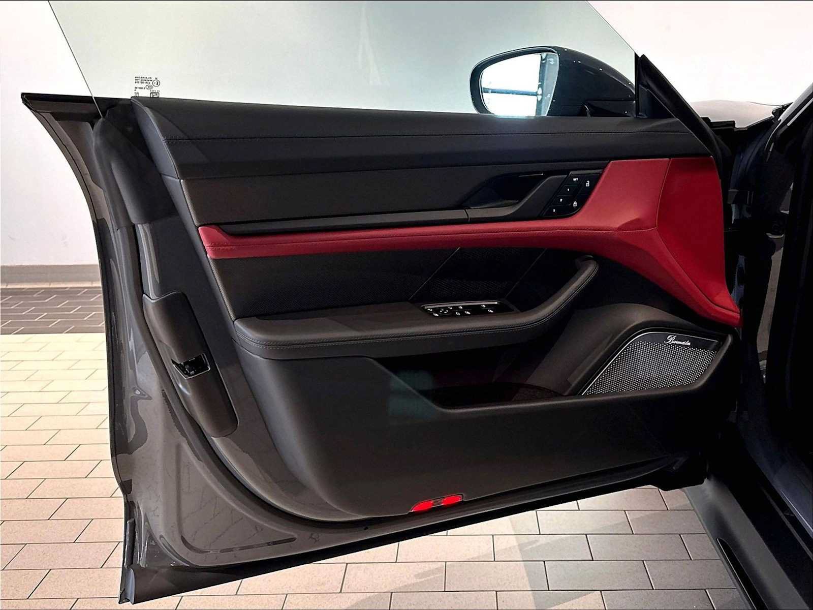 New 2026 Porsche Taycan GTS AWD/4WD image 24