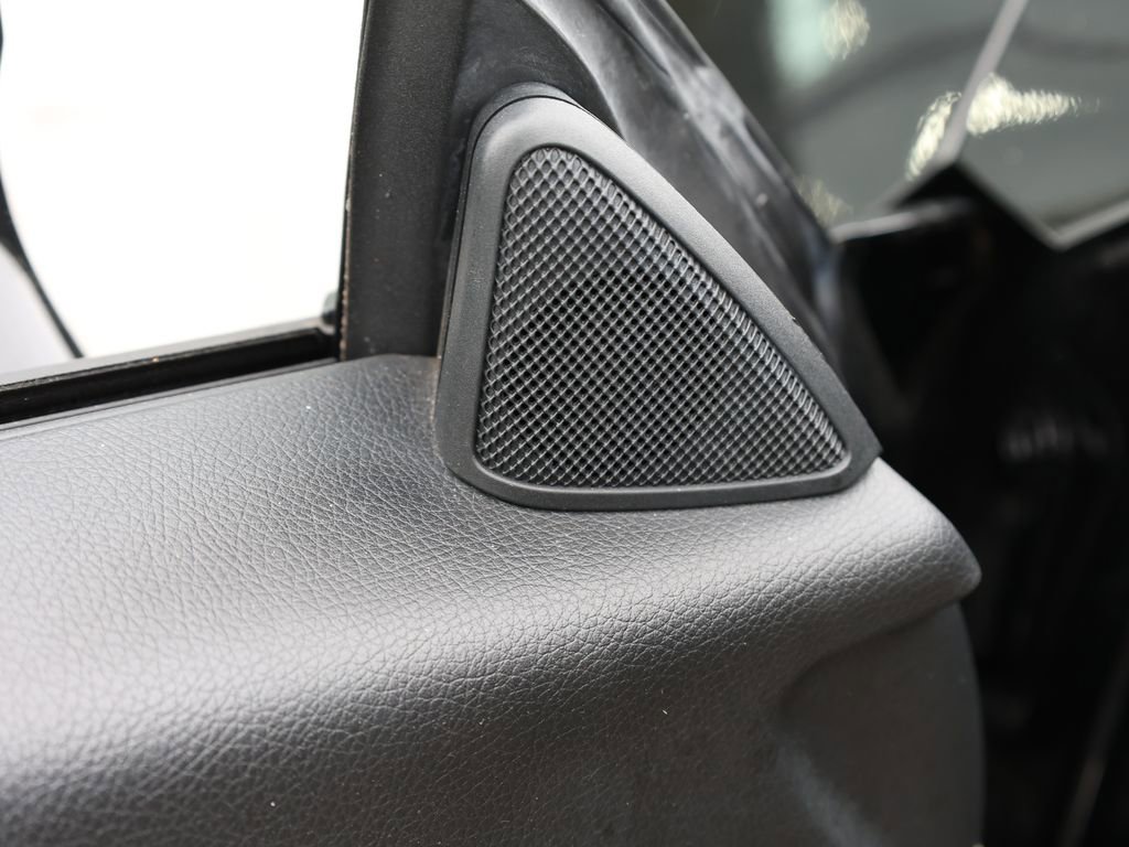 Used 2018 Mercedes-Benz SLC 300 image 14