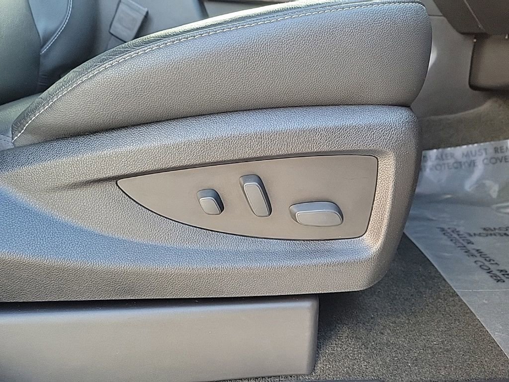 Used 2018 Chevrolet Tahoe LT image 19