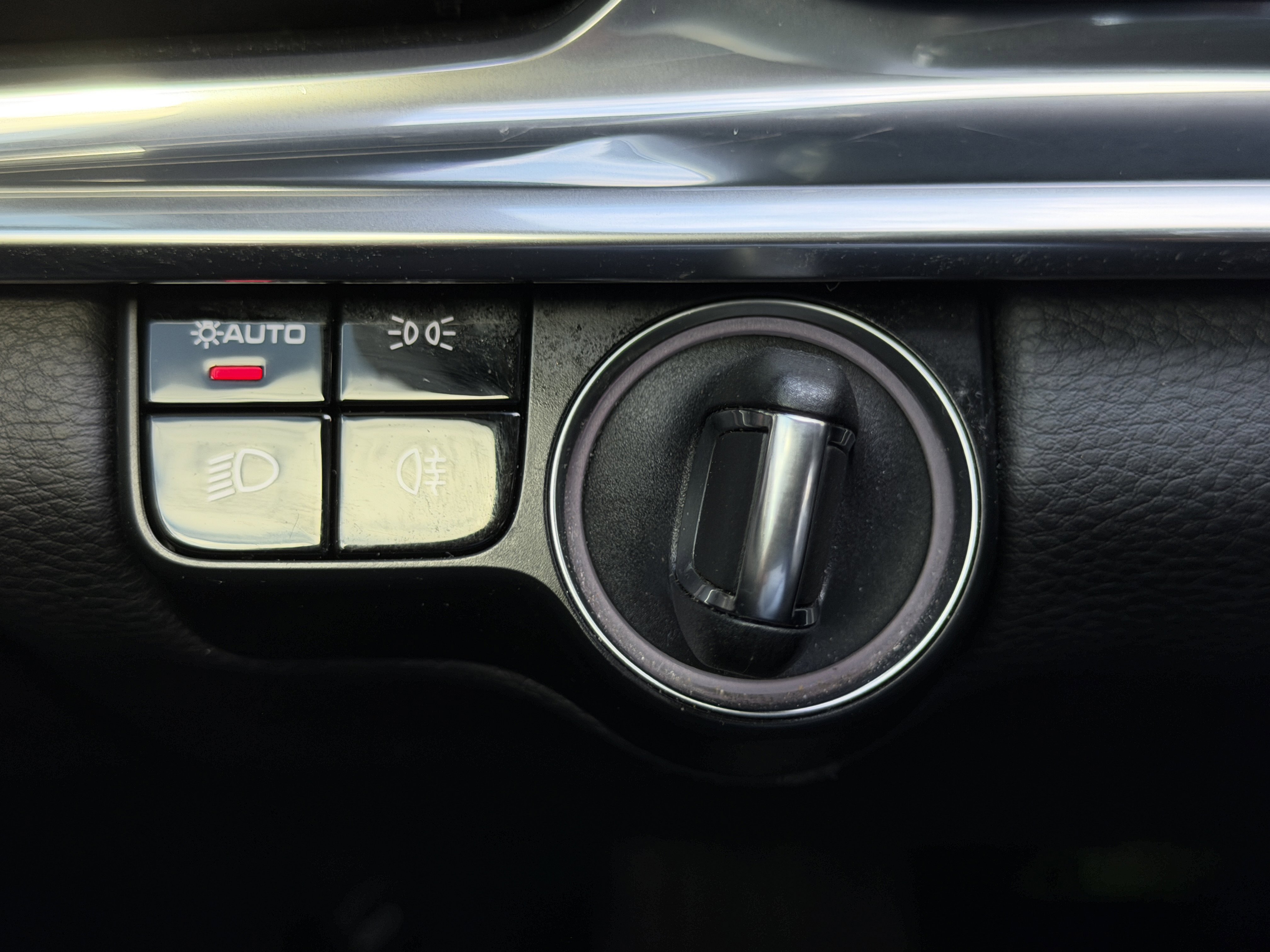 Certified 2020 Porsche Panamera image 35