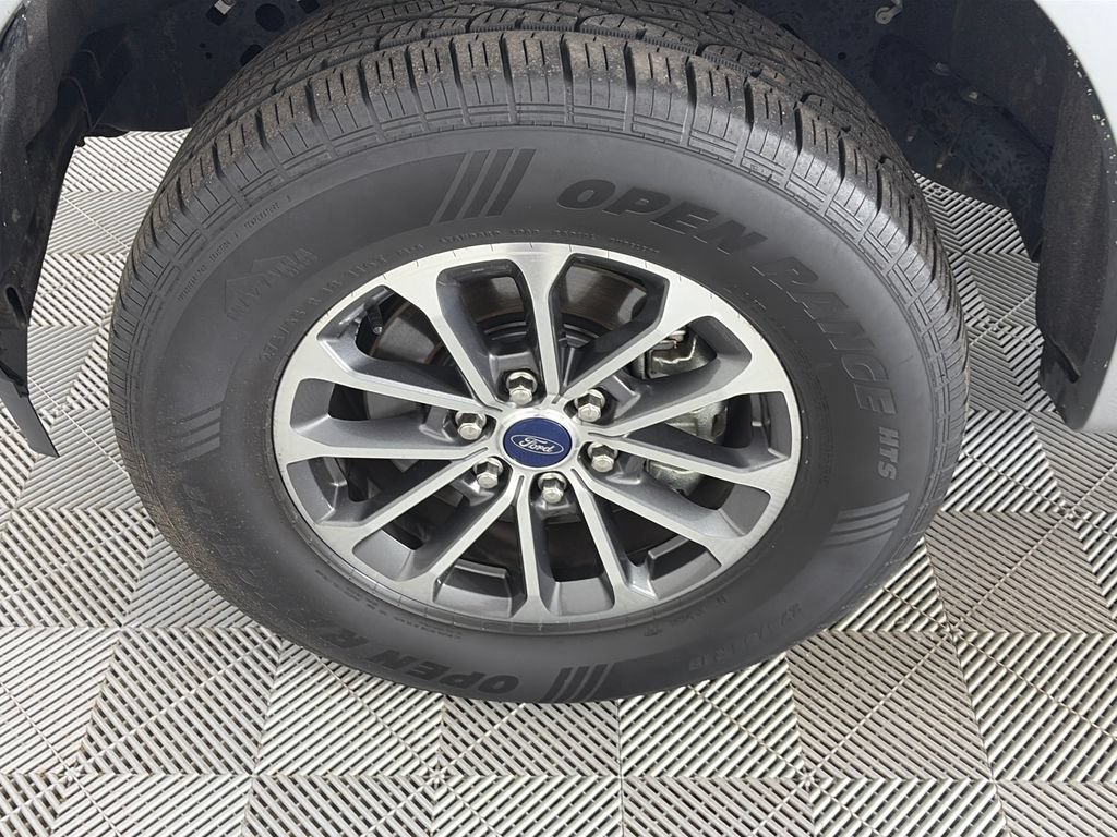 Used 2020 Ford F150 XLT w/ Equipment Group 302A Luxury AWD/4WD image 8