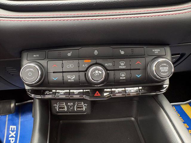 Certified 2025 Dodge Durango GT AWD/4WD image 26