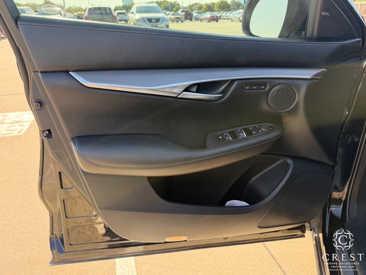 Used 2024 INFINITI QX50 Luxe FWD image 9