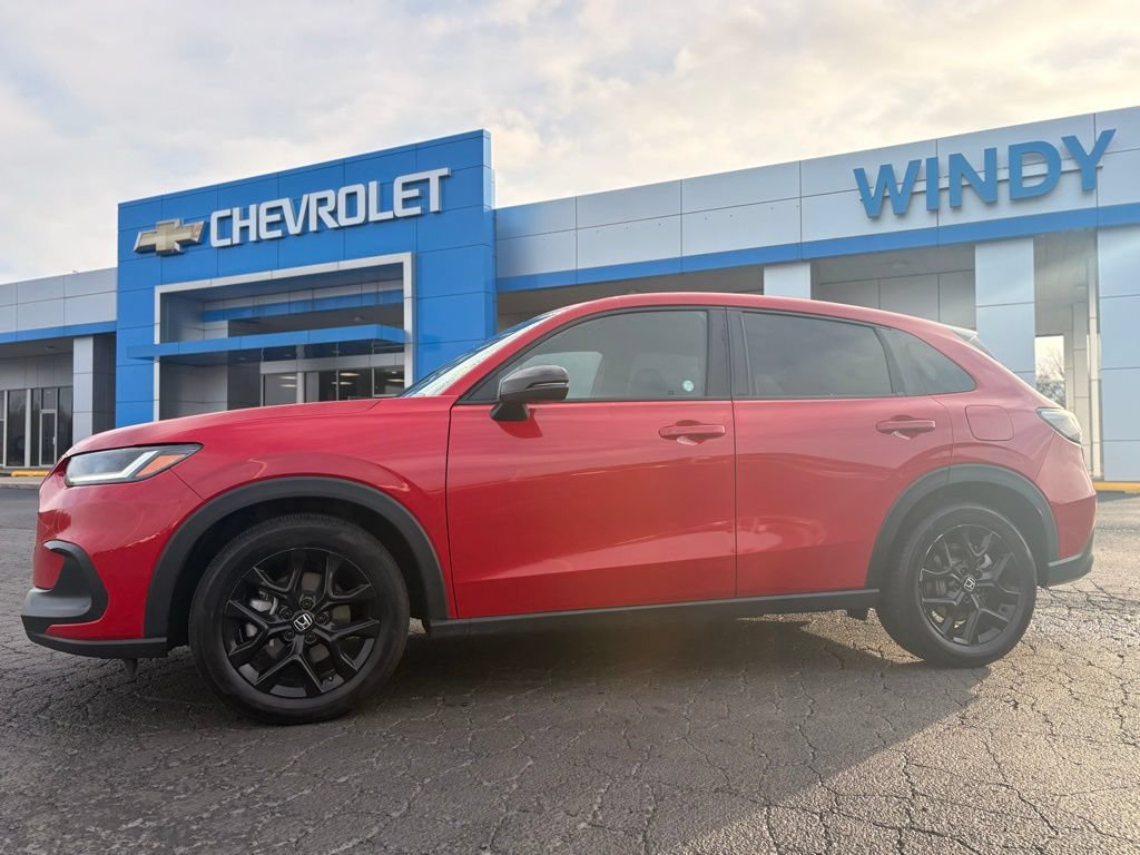 Used 2025 Honda HR-V Sport image 8