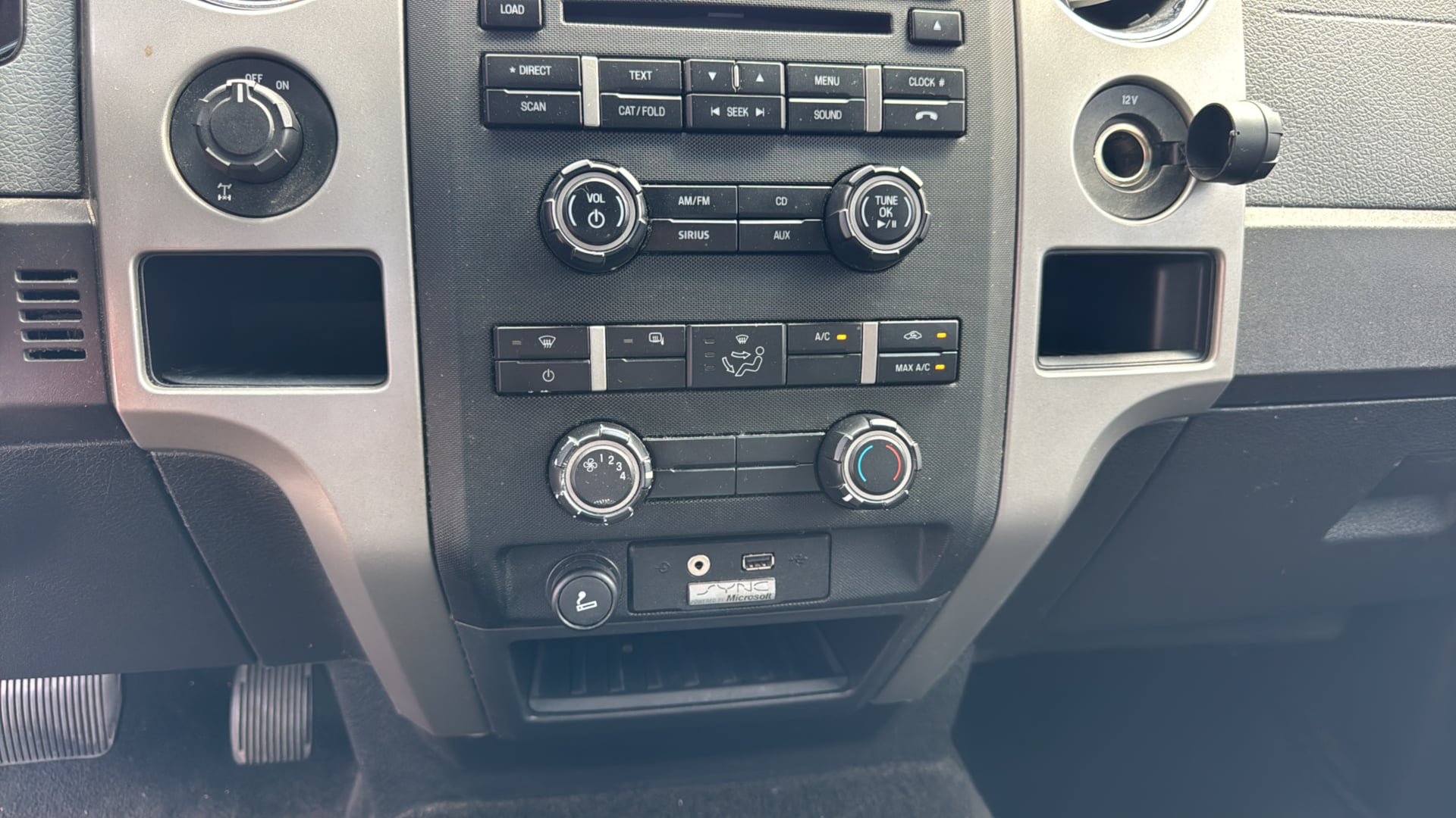 Used 2012 Ford F150 XLT w/ XLT Convenience Pkg RWD image 28