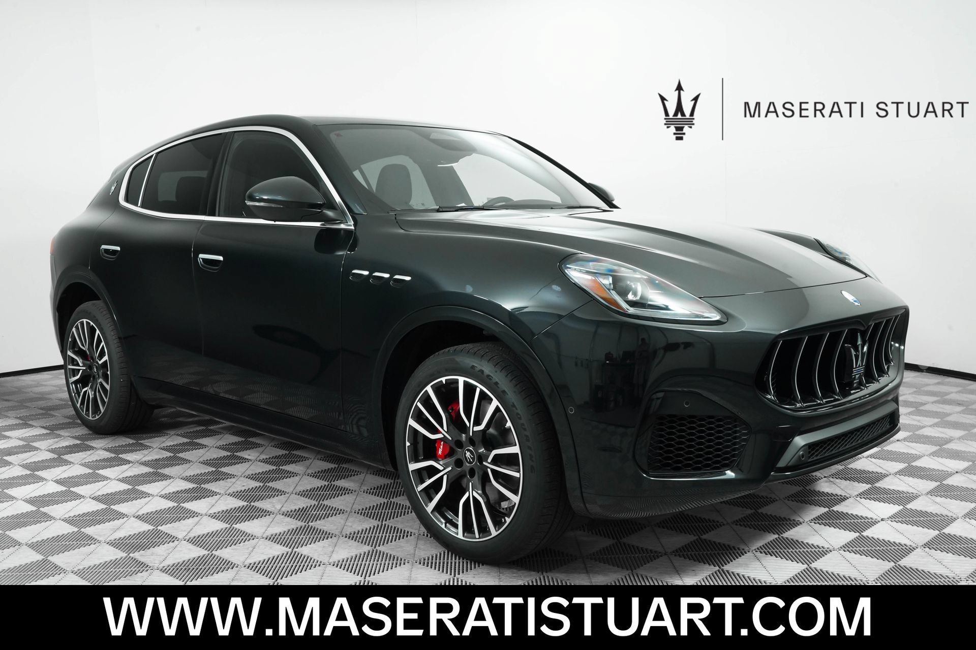 Used 2025 Maserati Grecale GT