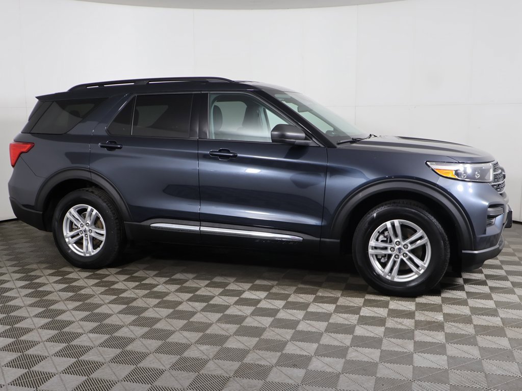 Used 2022 Ford Explorer XLT image 14