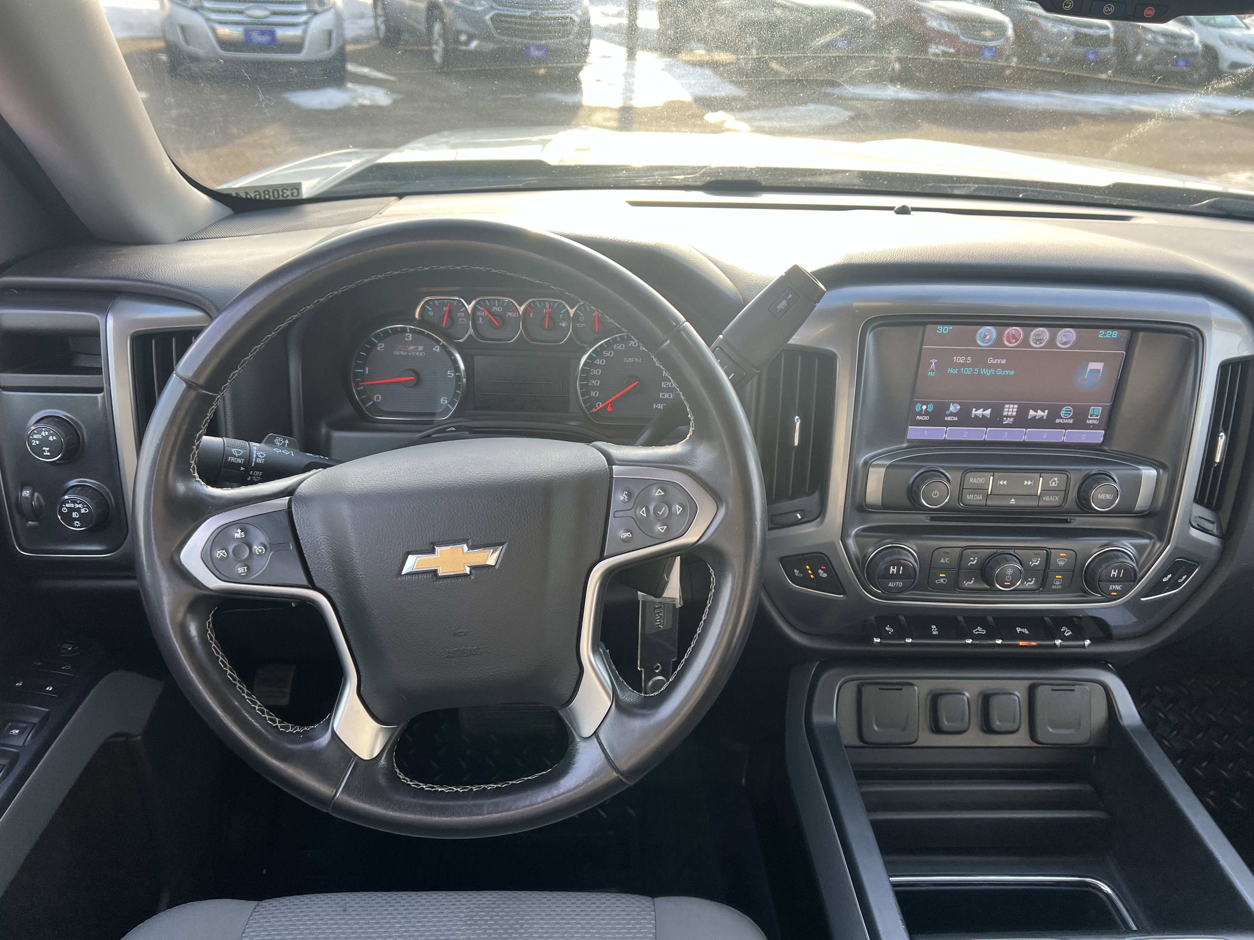 Used 2016 Chevrolet Silverado 1500 LT w/ LT Convenience Package image 12