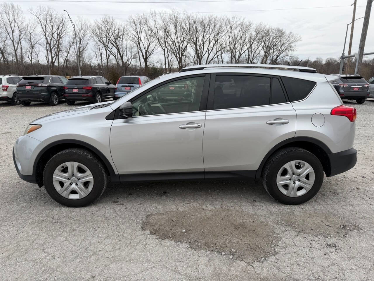 Used 2014 Toyota RAV4 LE FWD image 7