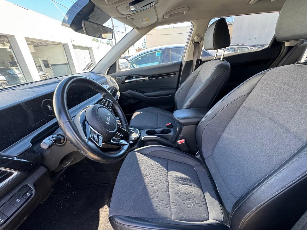 Used 2024 Kia Seltos S FWD image 5