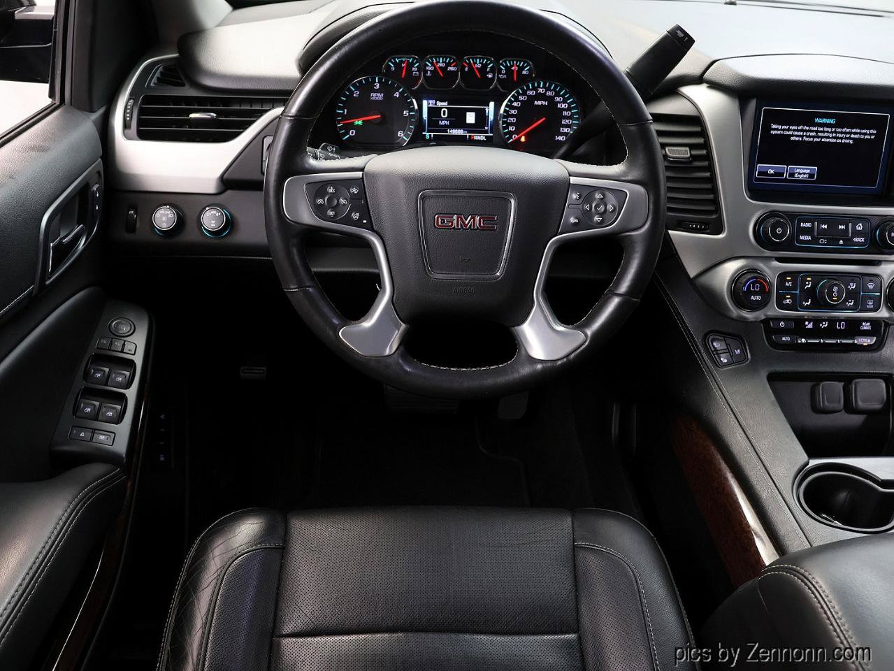 Used 2017 GMC Yukon SLT AWD/4WD image 16