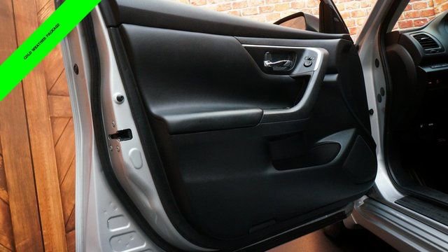 Used 2017 Nissan Altima 2.5 SV w/ Convenience Package image 32