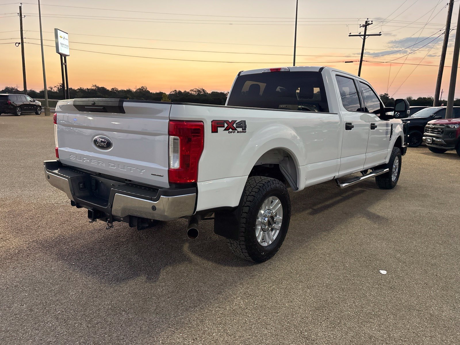 Used 2019 Ford F250 XLT w/ XLT Value Package AWD/4WD image 6
