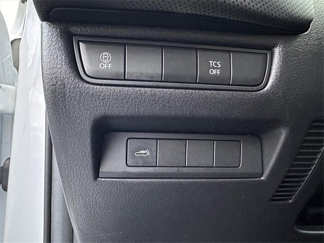 Used 2025 MAZDA CX-50 AWD 2.5 S w/ Preferred Package image 17