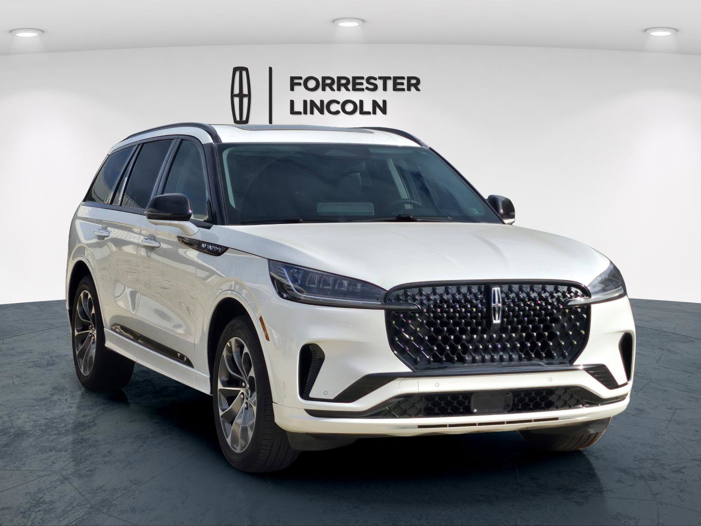 New 2026 Lincoln Aviator AWD w/ Jet Appearance Package