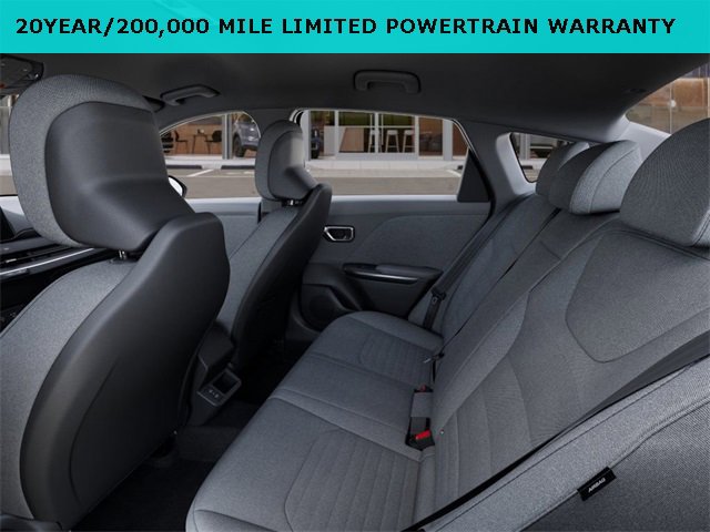 New 2025 Kia K4 EX image 18