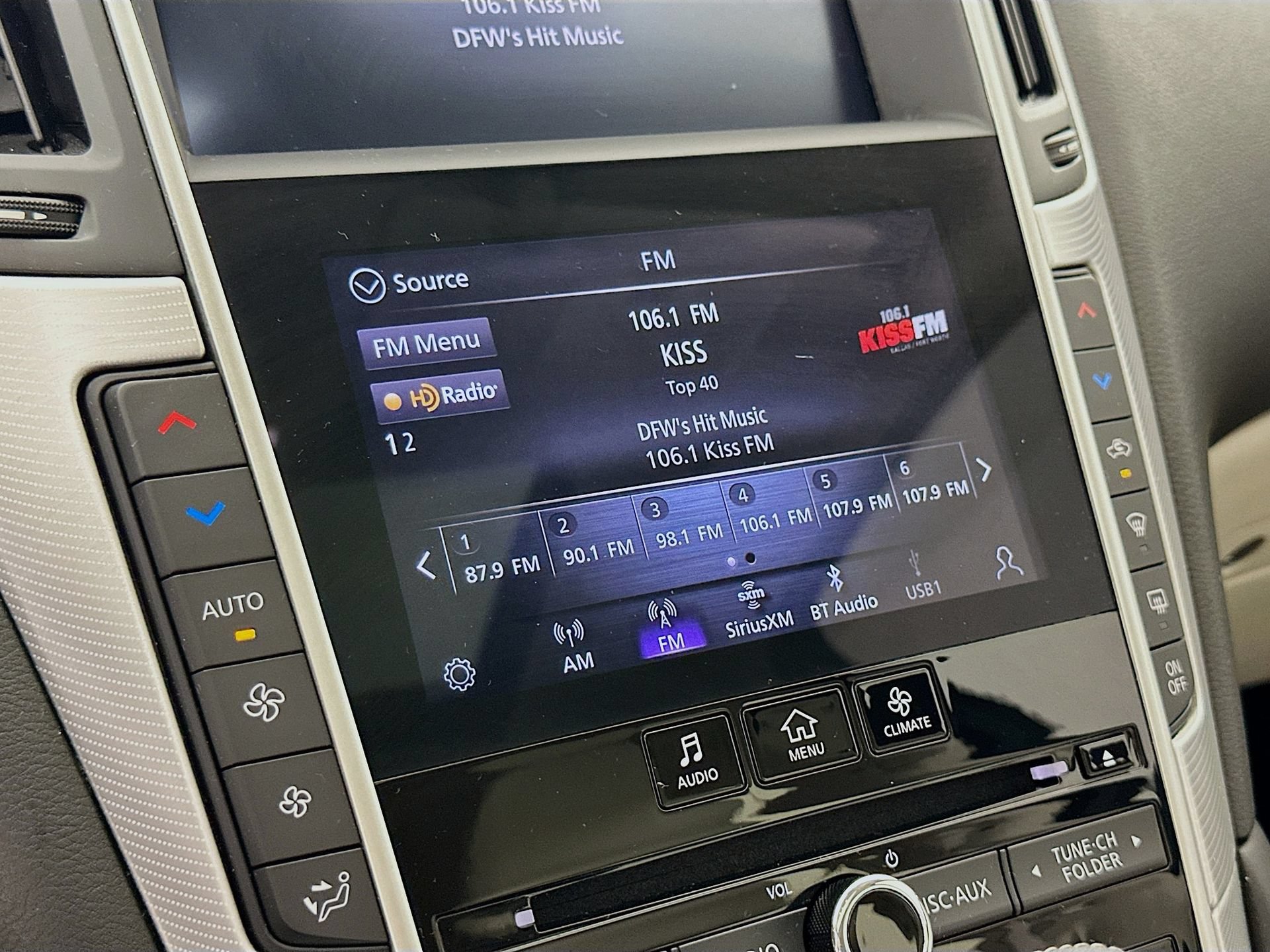 Used 2022 INFINITI Q50 Luxe w/ Cargo Package RWD image 15