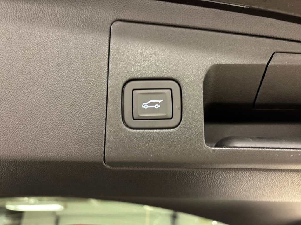 New 2026 Cadillac XT5 Premium Luxury w/ Driver Assist Package image 16