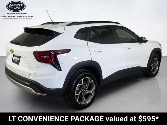 Used 2024 Chevrolet Trax LT w/ Driver Confidence Package FWD image 3