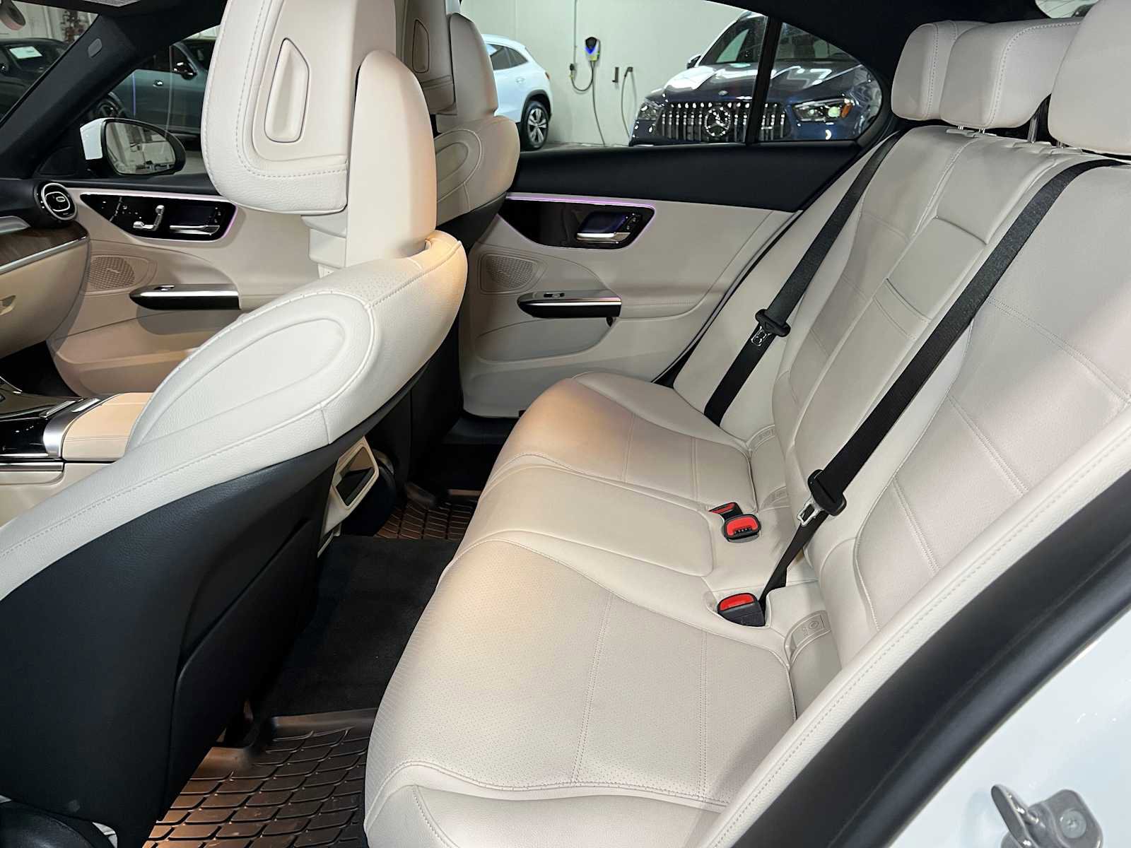 Certified 2025 Mercedes-Benz C 300 4MATIC Sedan image 20
