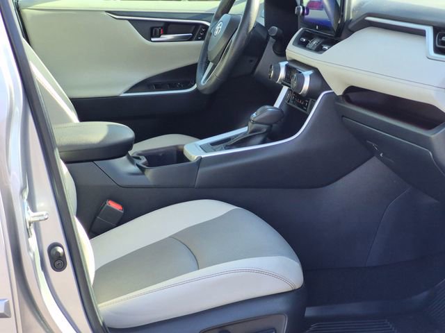 Used 2023 Toyota RAV4 Limited FWD image 20