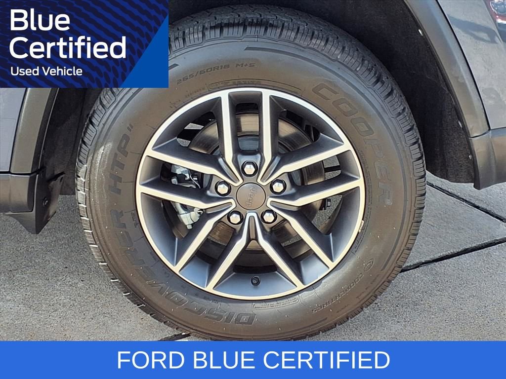 Used 2021 Jeep Grand Cherokee Limited image 31