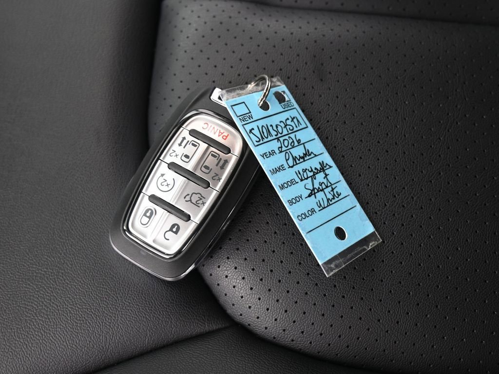 Used 2026 Chrysler Voyager LX image 21
