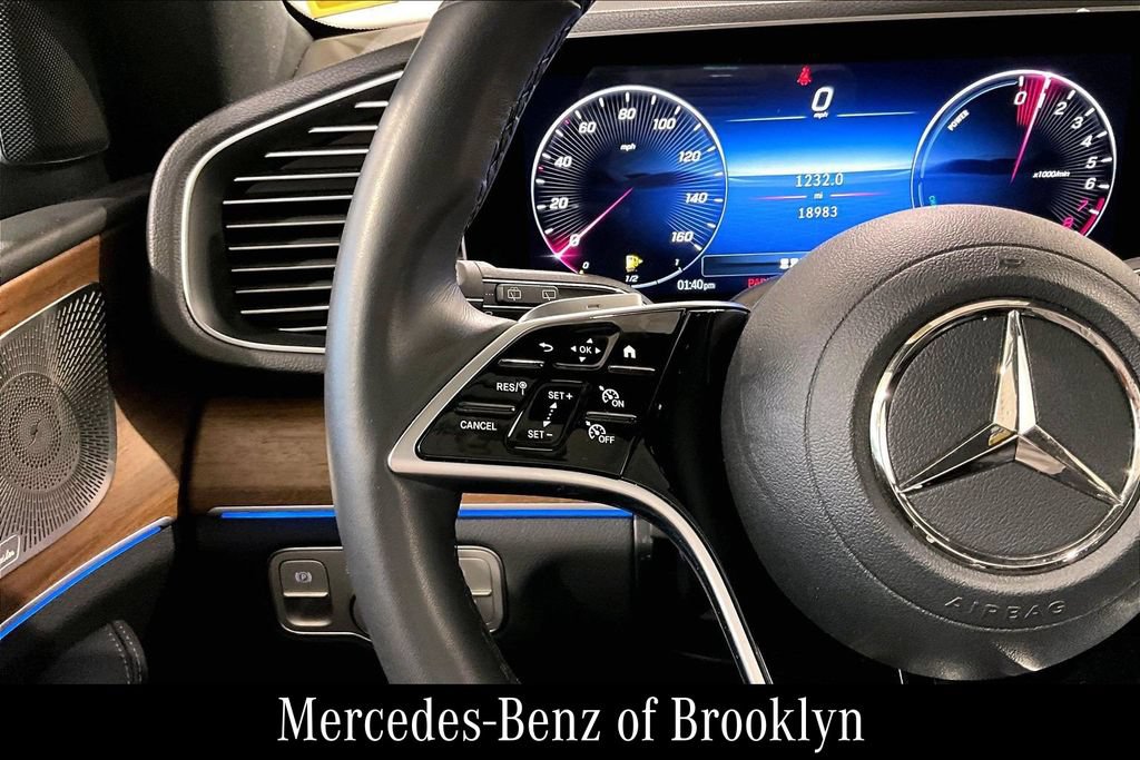 Certified 2025 Mercedes-Benz GLE 450e 4MATIC image 24