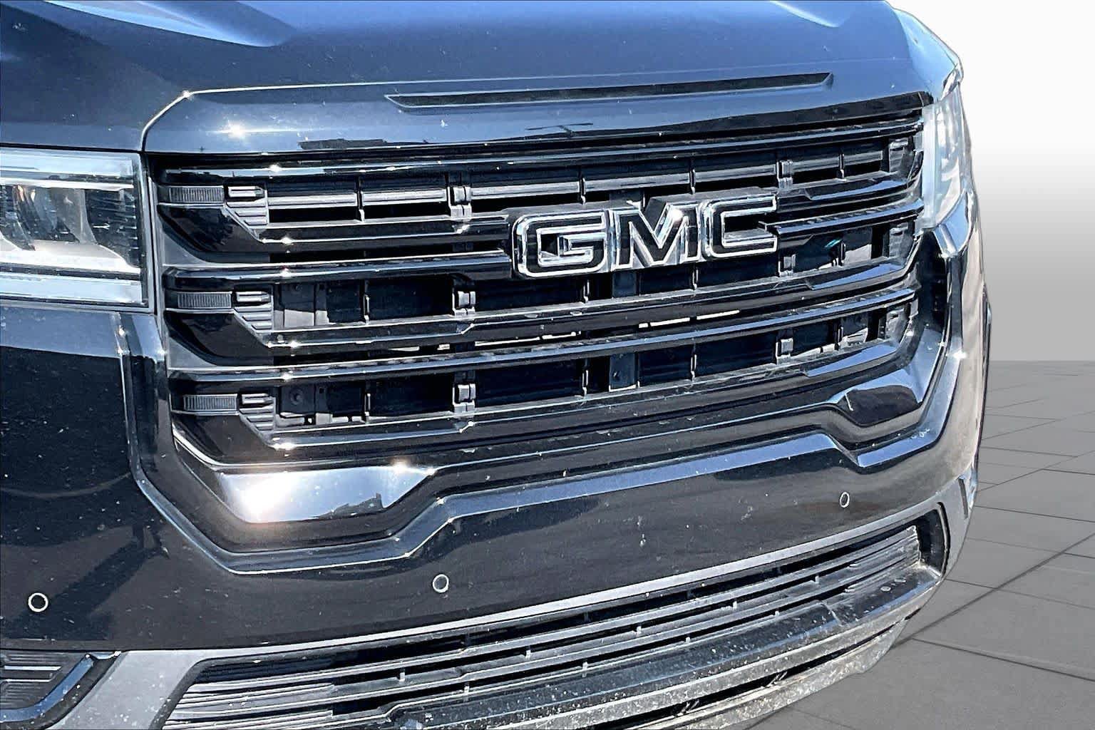 Used 2021 GMC Acadia SLT w/ Elevation Edition FWD image 26