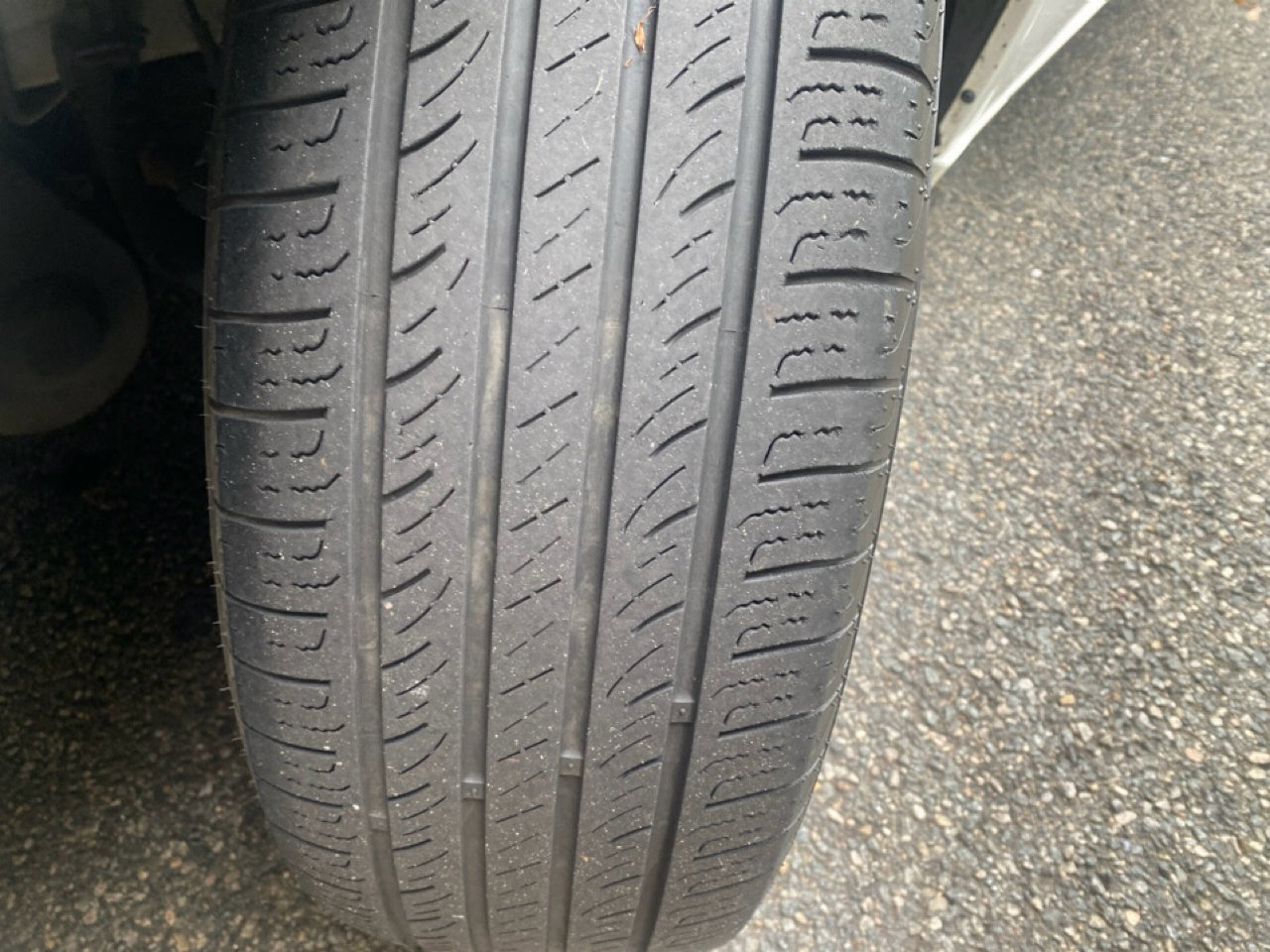 Used 2019 Dodge Grand Caravan SE w/ UConnect Hands-Free Group image 34