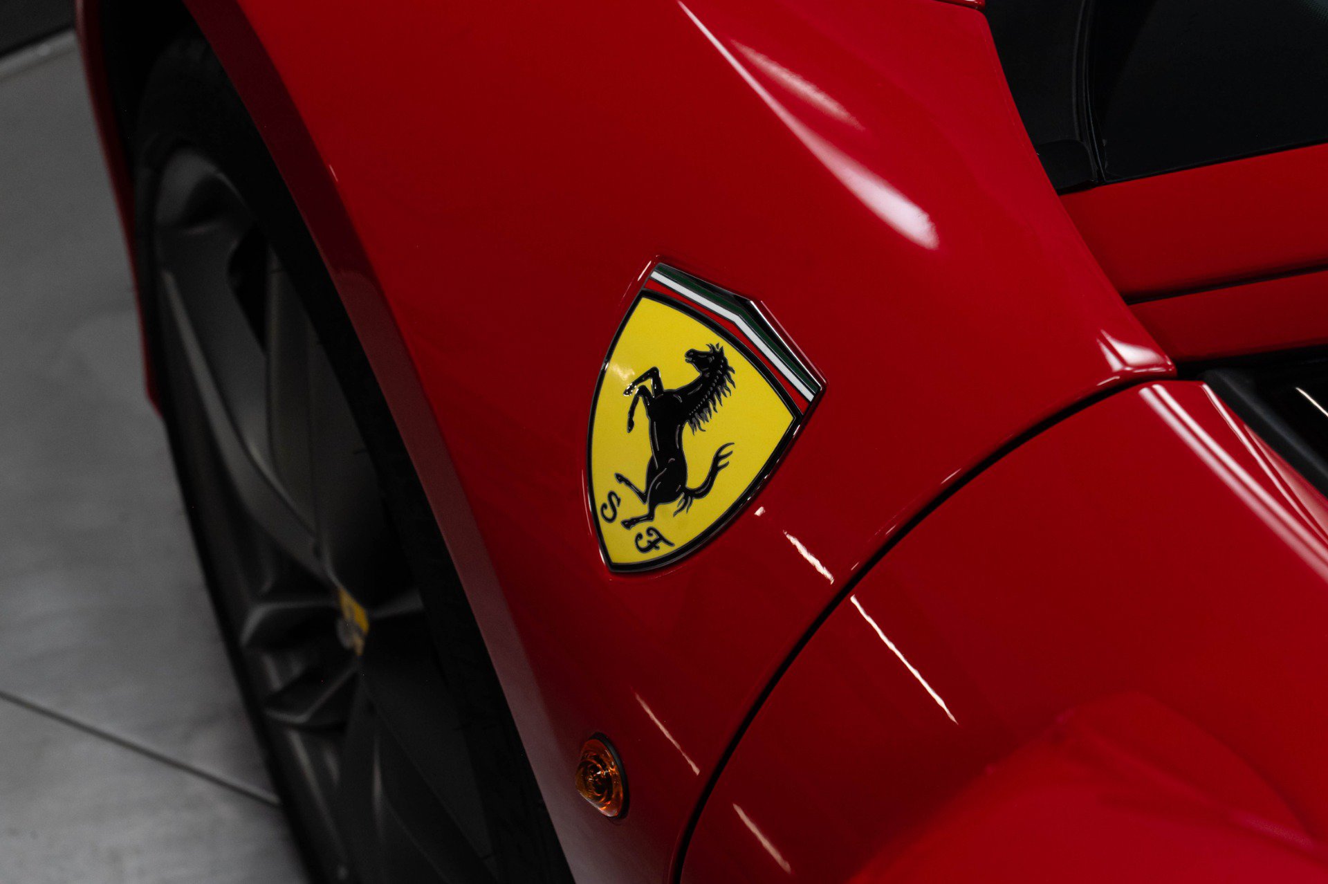 Used 2018 Ferrari 488 GTB RWD image 46