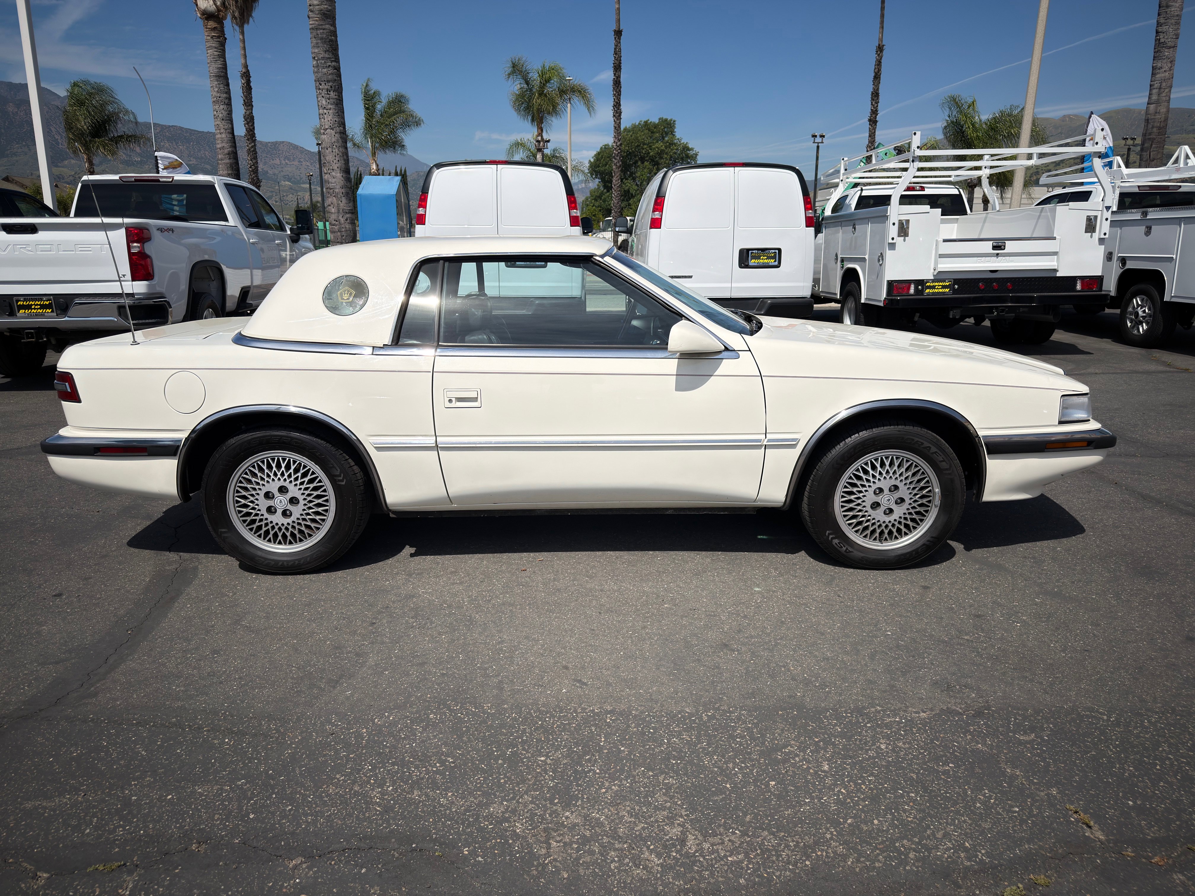 Used 1991 Chrysler TC by Maserati image 9